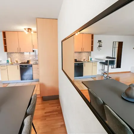 Chaleureux Au Coeur De La Station