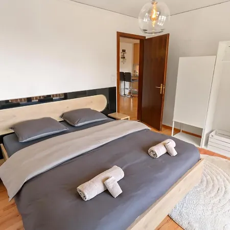 Chaleureux Au Coeur De La Station Κρανς Μοντάνα